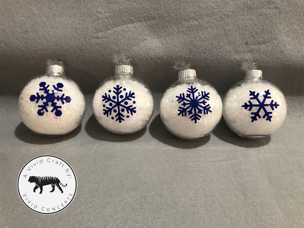 Snowflake ornament set